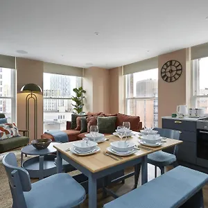 apt-hayy-luxury-in-leeds-city-centre.yorkshirehotels.net/